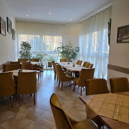 Resort Osrodek Wypoczynkowy Orion A *